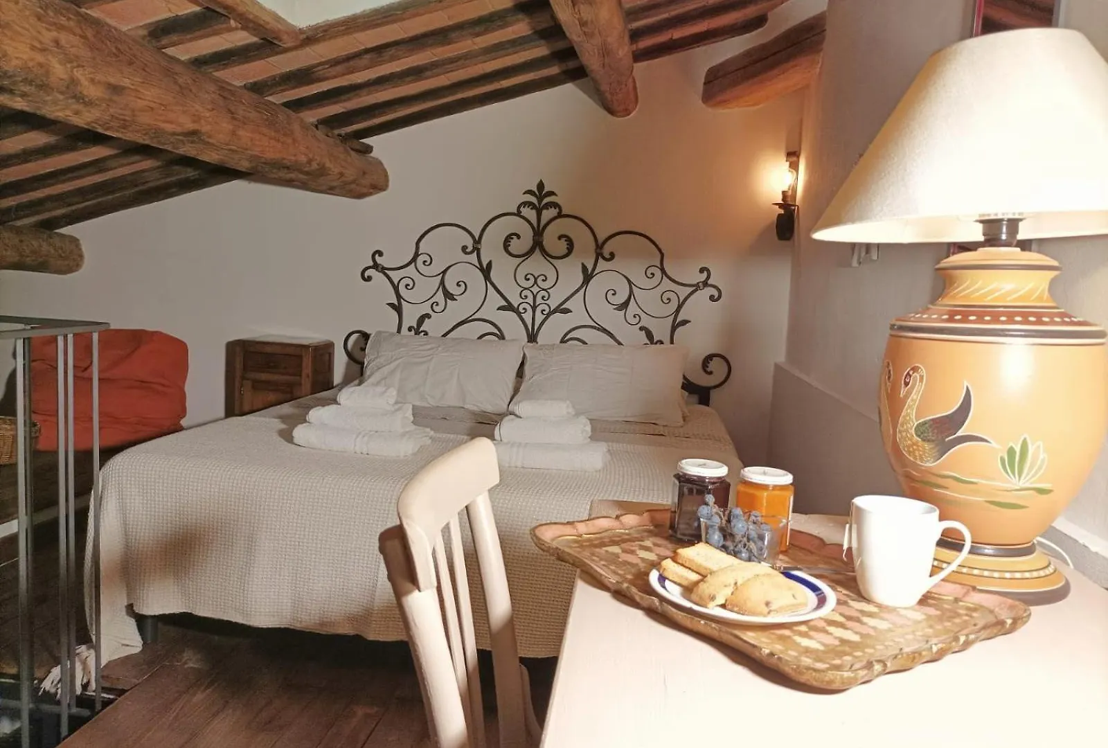 Apartment Tuscan Rooms Greve in Chianti Italy