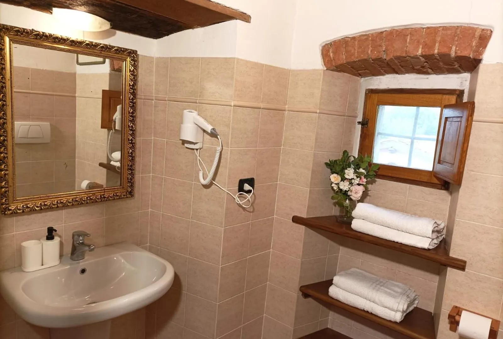 Tuscan Rooms Greve in Chianti 0*,  Italy